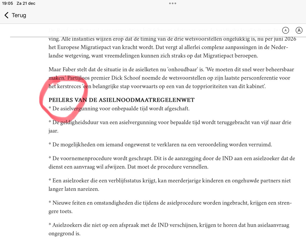 's tweet image. @volkskrant-21dec2024; ‘tuurlijk, jullie #spelling / #eindredactie is weer geweldig: #Peilers i.p.v. #Pijlers (denk ook aan pilaren).
M.vr.gr.