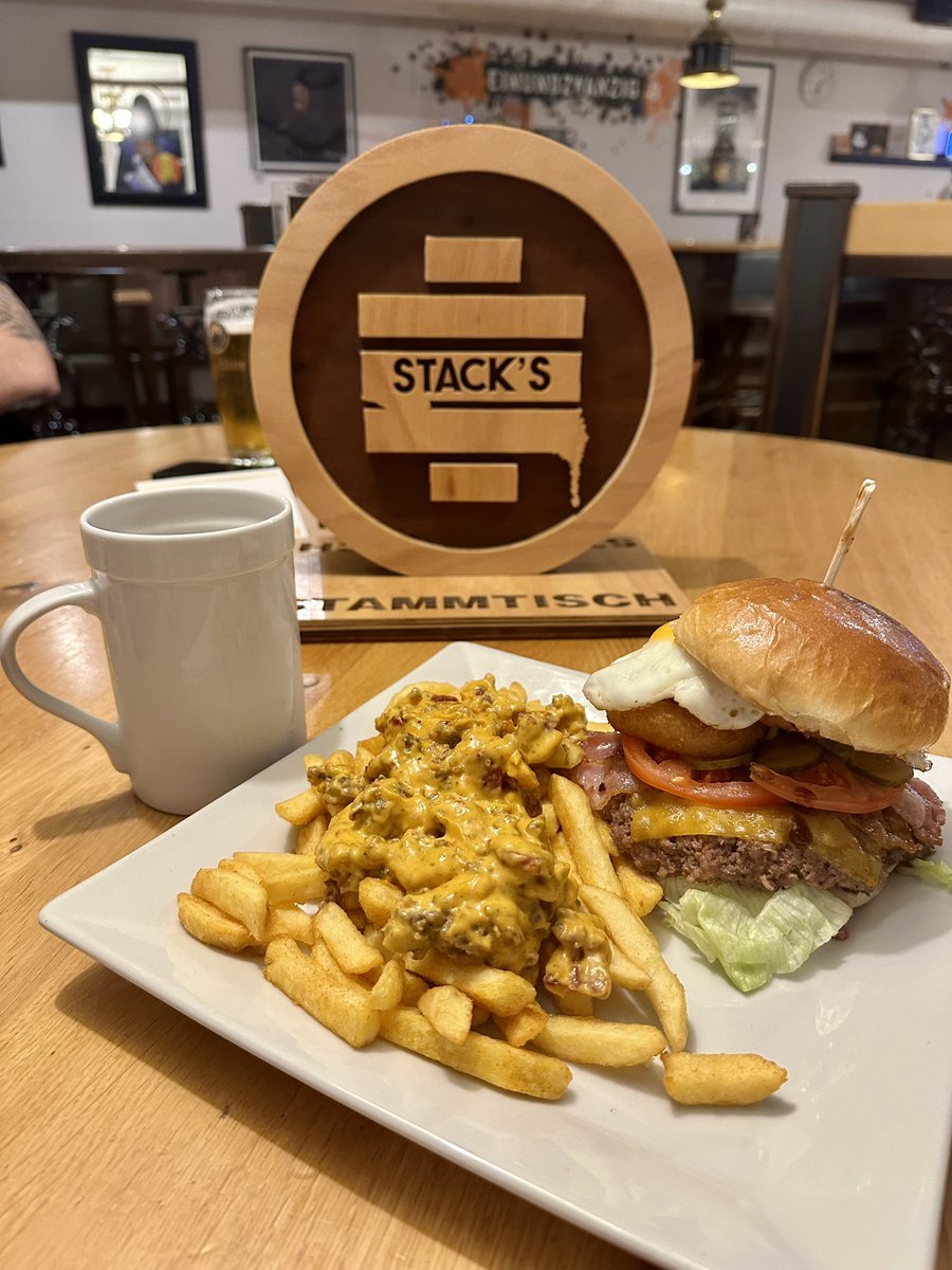 paddepadde ⚡🦎 (@paddepadde) on Twitter photo 🍔 🍟
#EinundzwanzigTrier Meetup im #Stacks
#PaddePaddeBurger
<a href="/EinundzwanzigTR/">Einundzwanzig Trier</a> <a href="/StacksTrier/">StacksTrier</a> 🍔 🍟
#EinundzwanzigTrier Meetup im #Stacks
#PaddePaddeBurger
<a href="/EinundzwanzigTR/">Einundzwanzig Trier</a> <a href="/StacksTrier/">StacksTrier</a>