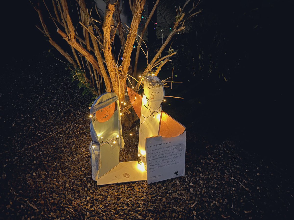 DrElizabethMac1's tweet photo. The #AngelTrail organised by @TyrPererin @StDavidsCath is a special #Christmas tradition. This is a warm up walk before #ChristmasEve &amp; an excuse to enjoy the lights in #StDavids @davids_tta #Pembrokeshire 
Again, a dark Christmas time many &amp; yet we ‘do the little things’ #Peace https://t.co/3UmciXSU9P
