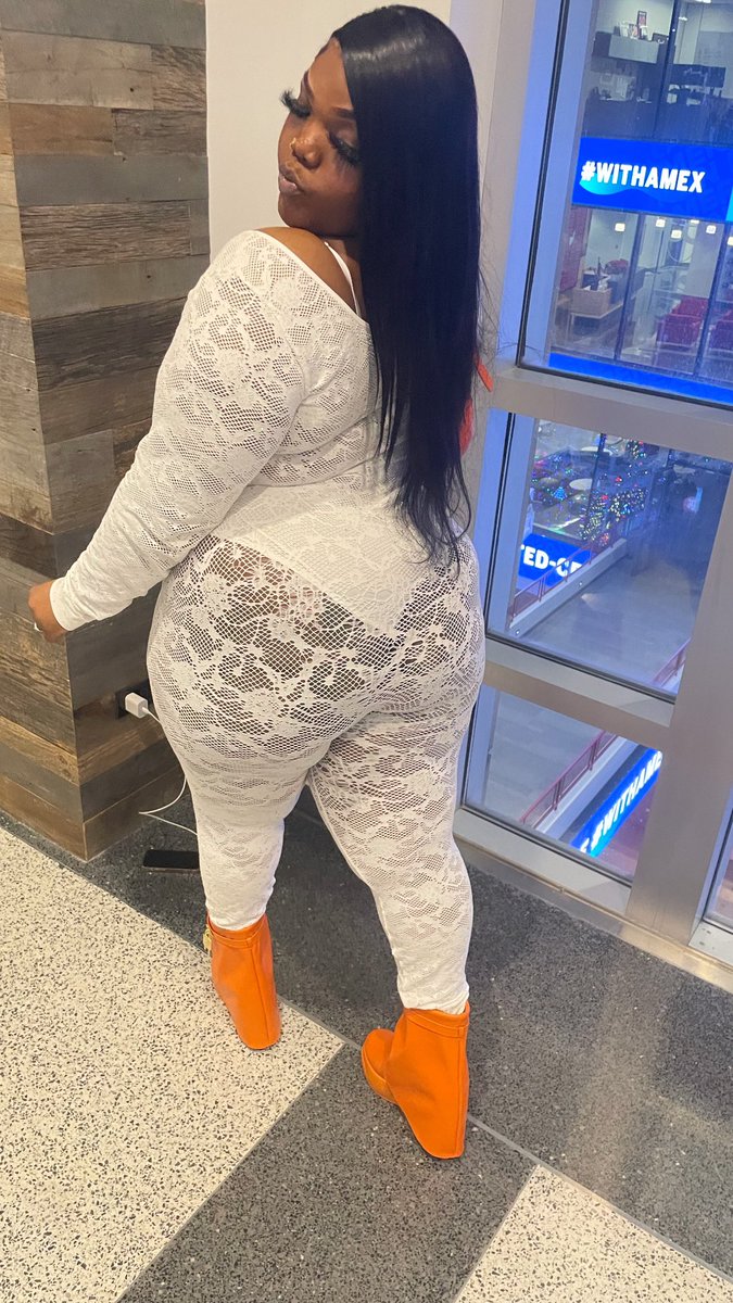 MsNicoleee9's tweet photo. #winterdiary❄️🤍😍 https://t.co/eNMgCK3IXS
