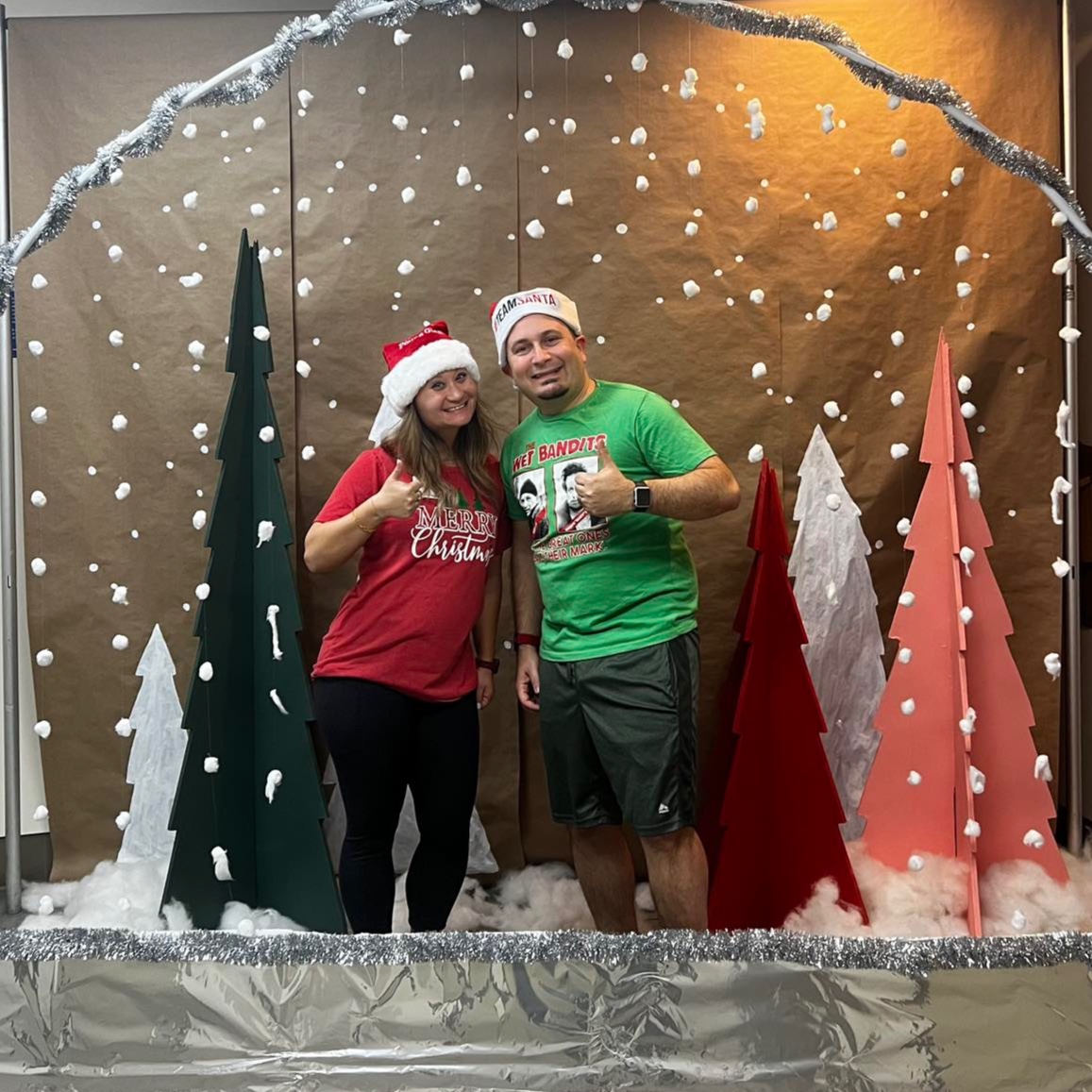 YCentralFlorida's tweet photo. Check out the best moments from the Merry Fitmas event at Roper YMCA! ๐โจ What a blast celebrating the season with our amazing community. Thank you to everyone who joined in! ๐โค๏ธ
#YMCACF #HappyHolidays #MerryFitmas https://t.co/l7t0xhtrkA