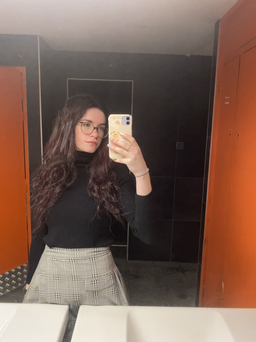 Marianne ☕️🍂🎞️ tweet media