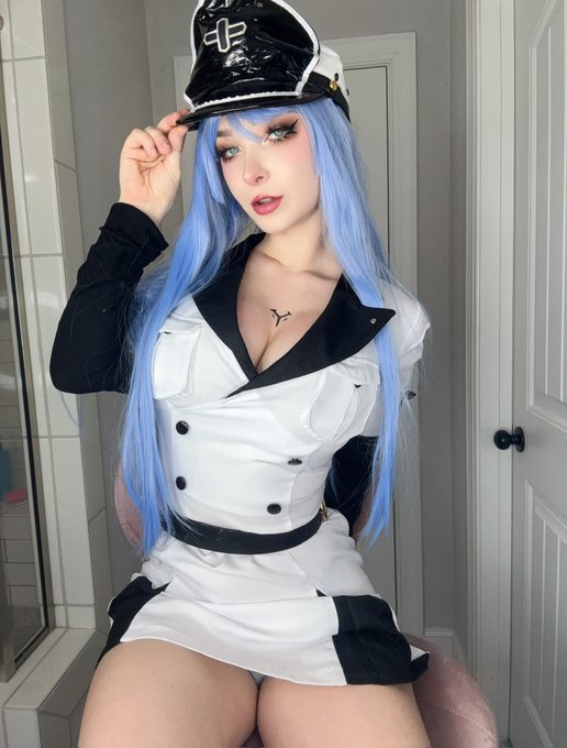say hi for esdeath nudies in your twitter dms 🩵 https://t.co/o5HMli9w6S