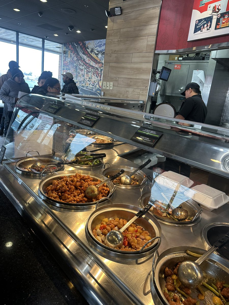 SalyardsClass's tweet photo. My DHH students rocked their community field trip last Thursday. Our goals were to independently order lunch, stay within our budget and communicate effectively with cashiers ✅ 💴 https://t.co/PY1f7tHPoS