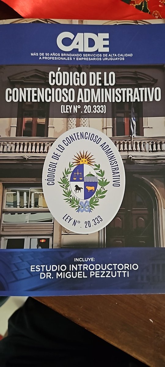 miguelpezzutti's tweet photo. Ayer salió de imprenta. Agradezco a @CadeUruguay la gentileza de invitarme a compartir unas primeras reflexiones sobre el CCA. https://t.co/c7eEPLLIBn