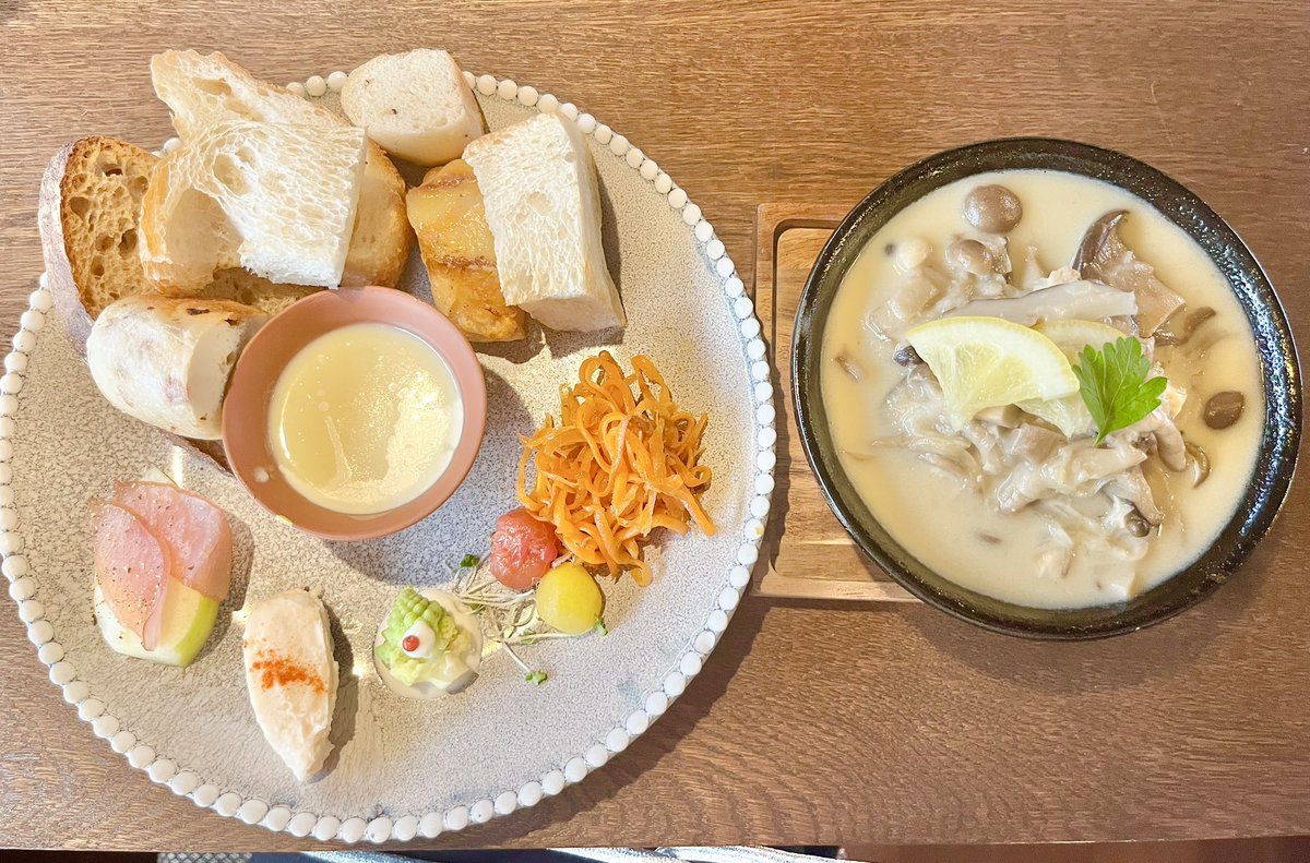 sho_mn129's tweet photo. ライブ前にまーちゃんと腹ごしらえ☺️
モーニングが美味しかったお店に今回はランチで💕
何にするか迷いに迷ったし、また行きたいな🥪 https://t.co/v1751WWXrn
