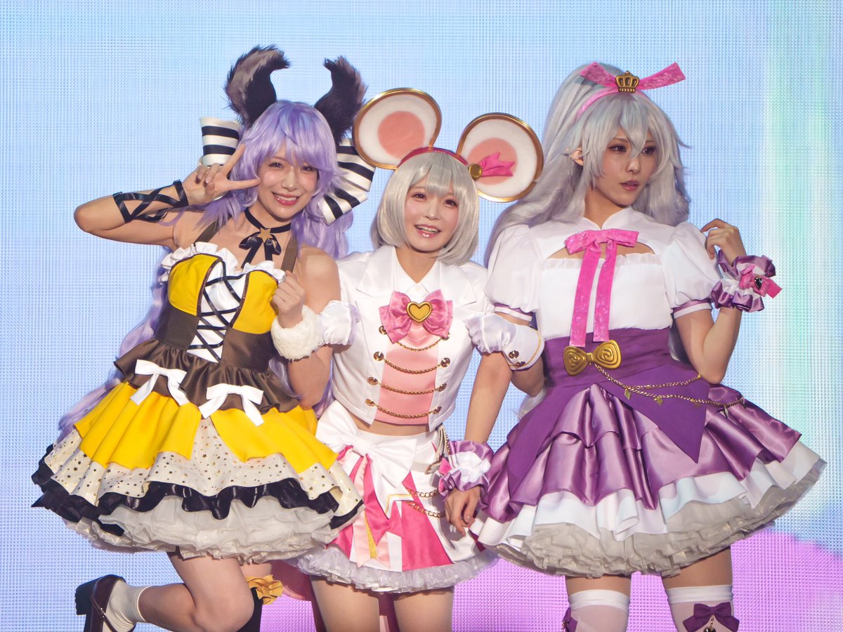 CHIKA_photo_gf tweet picture