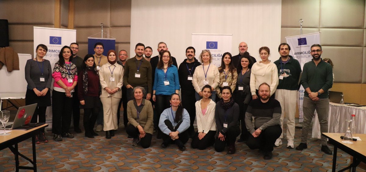 esitlikizleme's tweet photo. Ulusal İnsan Hakları Kurumlarına etkili ve stratejik başvuru eğitimimizin sona erdi. 🎉

Eğitmenlerimiz Ulaş Karan (@ulaskaran) ile Dilşad Çiğdem Sever'e (@cigdemsvr) ve kıymetli katılımcılarımıza teşekkür ediyoruz. 🫂 https://t.co/T0puCSGaO1