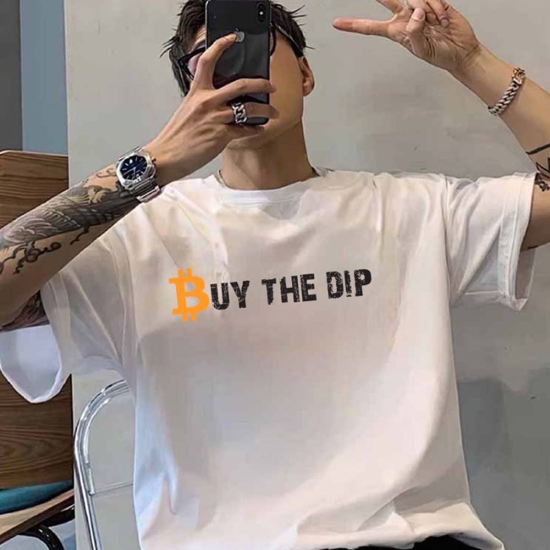 junos_tee's tweet photo. 🚀 HODL your style! Sở hữu ngay áo thun in hình Bitcoin &amp; Crypto chất lừ dành riêng cho dân crypto. 🌟

📈 Đầu tư tài chính đã hot, giờ đầu tư thêm phong cách! 

Xem thêm: https://t.co/LcNqbKheTE

#aothun #aobitcoin #aobtc #bitcoin #crypto