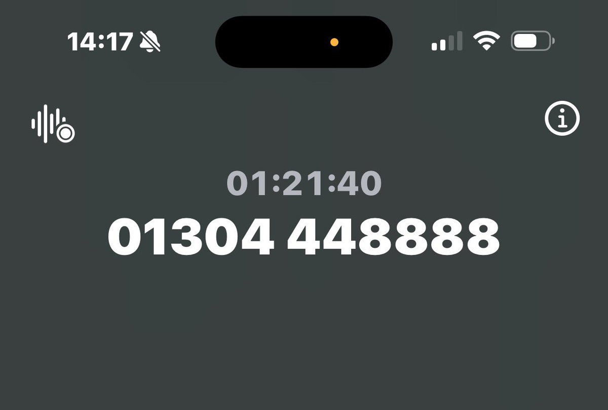 jillaclark's tweet photo. @POferriesupdate @cs_nash @POferriesupdate still saying 24 mins after being on hold for over an hour https://t.co/rxOigW1zSx