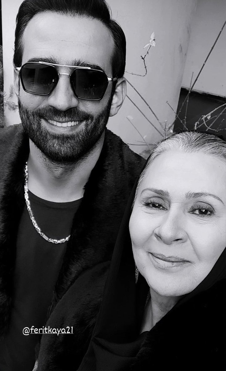 ferit yada gonca burdaysaniz ses verin ona gore edebimle yuzlesicem artik SJSJSNSNSNSN #demsad kurucusu olarak gurur duydum 
#uzaksehir