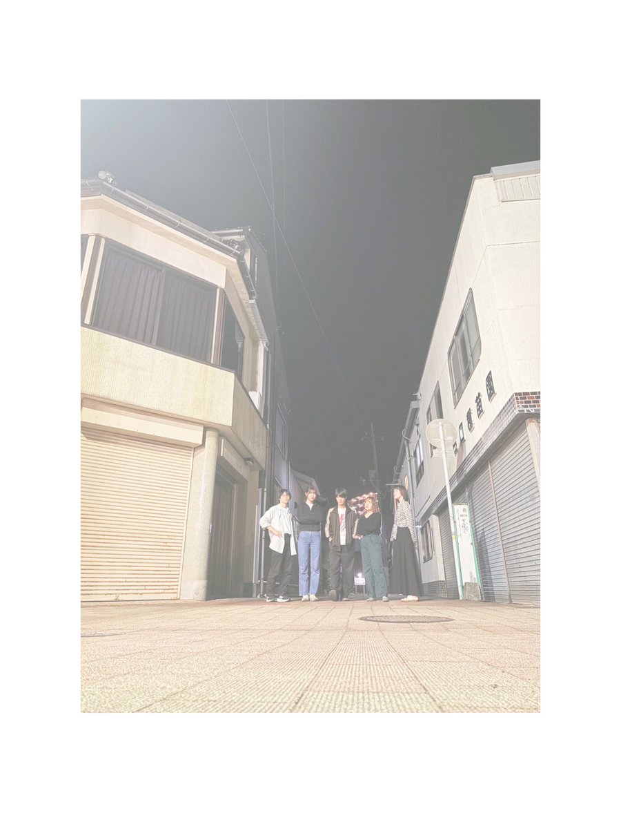 475keion's tweet photo. -追いコンライブ　バンド紹介⭐️-

バンド名: PUNK OF PUDDING

Gt.Vo. はらしょー
Gt. ひなた
Ba. そよか
Dr. しほ
Key. いましゅん https://t.co/MxsaPOqI6o