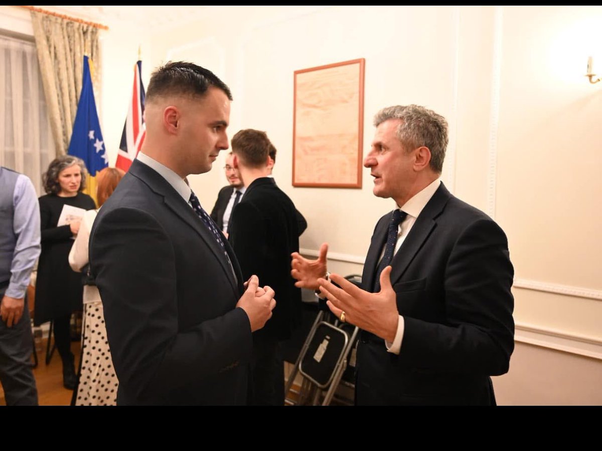 Thank you to Ambassador <a href="/IlirKapiti/">Ilir Kapiti</a> for opening up the <a href="/KosovoinUK/">Kosovo Embassy UK</a> and welcoming Kosovar and Albanian students for a discussion on exploring academic pathways. Thank you to the organisers <a href="/alsa_uk_/">ALSA UK</a> for an incredible evening, and a heart well thank you to those who attended! 🇽🇰🇬🇧