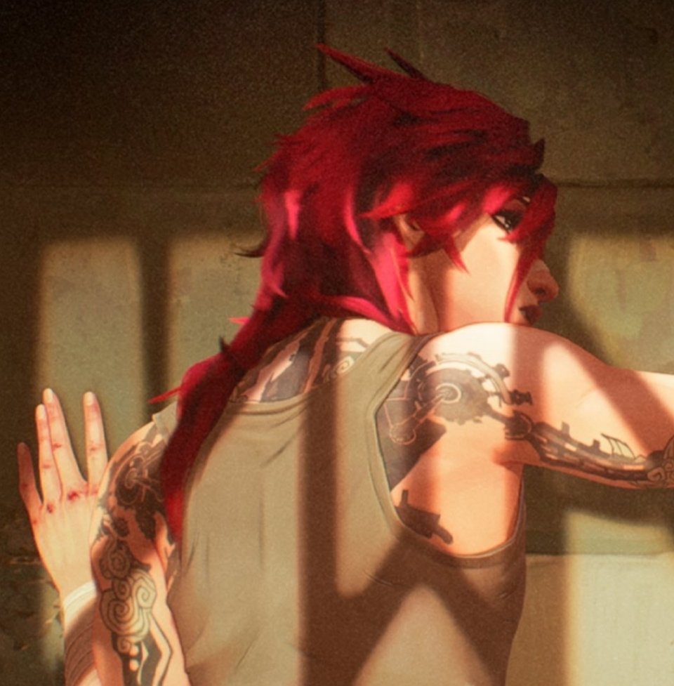 pitfightervi's tweet photo. had to take laps around my house when vi grew out a mullet https://t.co/wZQDi4QgnH