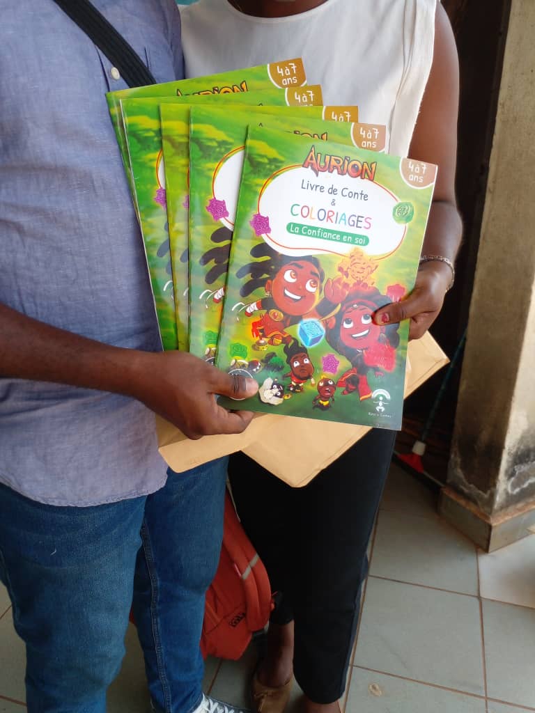 Venez faire rêver les enfants au monument de l'unité avec Adinkra

Que les enfants prennent des photos avec les héros de Aurion et il y a des ateliers de coloriage 😍😍.

Commandez vos cahiers de coloriages Aurion ici sur whatsap +237675463991