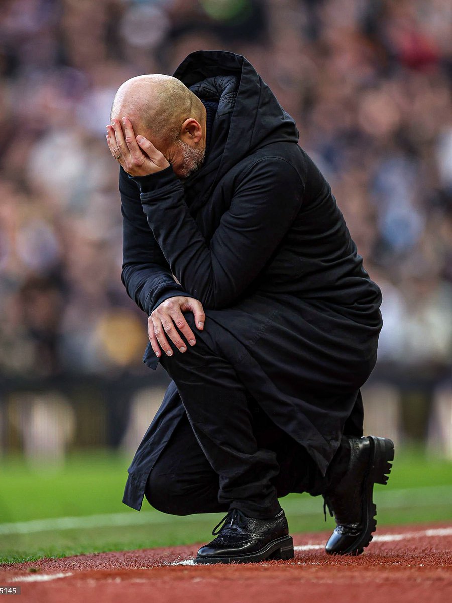 ⚠️😳 Manchester City perdió ¡9 DE SUS ÚLTIMOS 12 PARTIDOS!, y recibió 27 GOLES.

❌ 1-2 vs Tottenham.
❌ 1-2 vs Bournemouth.
❌ 1-4 vs Sporting CP.
❌ 1-2 vs Brighton.
❌ 0-4 vs Tottenham.
➖ 3-3 vs Feyenoord.
❌ 0-2 vs Liverpool.
✅ 3-0 vs Forest.
➖ 2-2 vs Crystal Palace.
❌