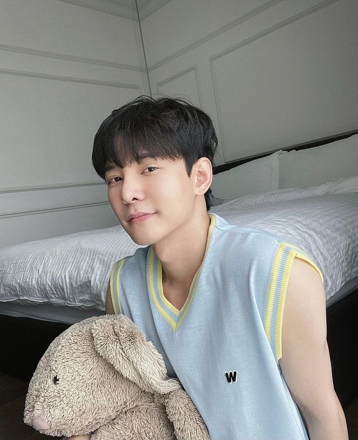 supanutbrasil's tweet photo. β€οΈβπ©Ή| let's sleep to enjoy the next day π₯Ήπ€
#SendSupanutToBed #supanut #myaries @supanut_l https://t.co/KkAlSRR1QO