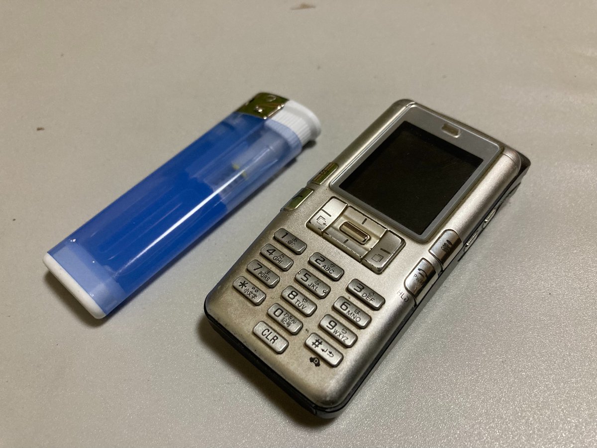 take_hachinohe's tweet photo. #倉庫で死んでた過去の遺産
#SonyEricsson #ソニーエリクソン
#premini #プレミニ #SO213i
発売日:2004/07/01
使用期間:2004/07/03~2005/02/13
手のひらに収まる #携帯電話
iモード対応、iアプリ非対応、カメラ機能無し
ドコモショップ八王子店で購入 ¥15,645
https://t.co/0Sb15uhrSA https://t.co/dlqy2ri3zB