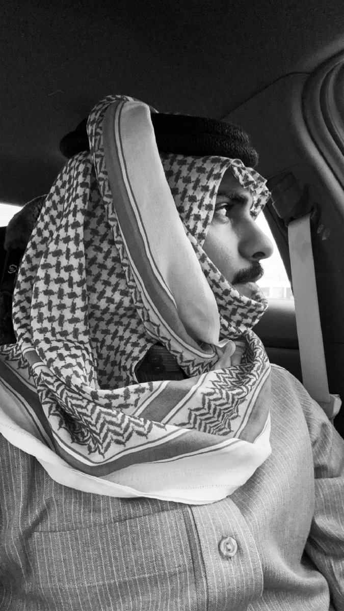 هذا اليوم يحمل بطياته خبر إني شخص غير جيد للأشخاص اللي جاهدت عشان اكون جيد لهم زعلت عشاني وعشانهم او يمكن زعلت لأني زعلتهم مدري 
بس زعل