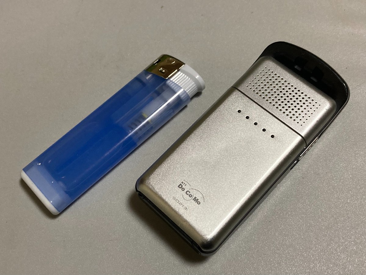 take_hachinohe's tweet photo. #倉庫で死んでた過去の遺産
#SonyEricsson #ソニーエリクソン
#premini #プレミニ #SO213i
発売日:2004/07/01
使用期間:2004/07/03~2005/02/13
手のひらに収まる #携帯電話
iモード対応、iアプリ非対応、カメラ機能無し
ドコモショップ八王子店で購入 ¥15,645
https://t.co/0Sb15uhrSA https://t.co/dlqy2ri3zB