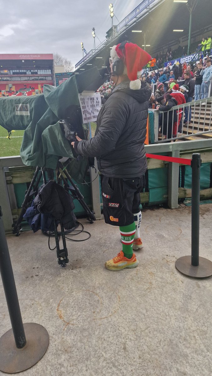 NoelDevonport's tweet photo. @tv_Bull in the Stadium @LeicesterTigers https://t.co/qmKgfWza6K
