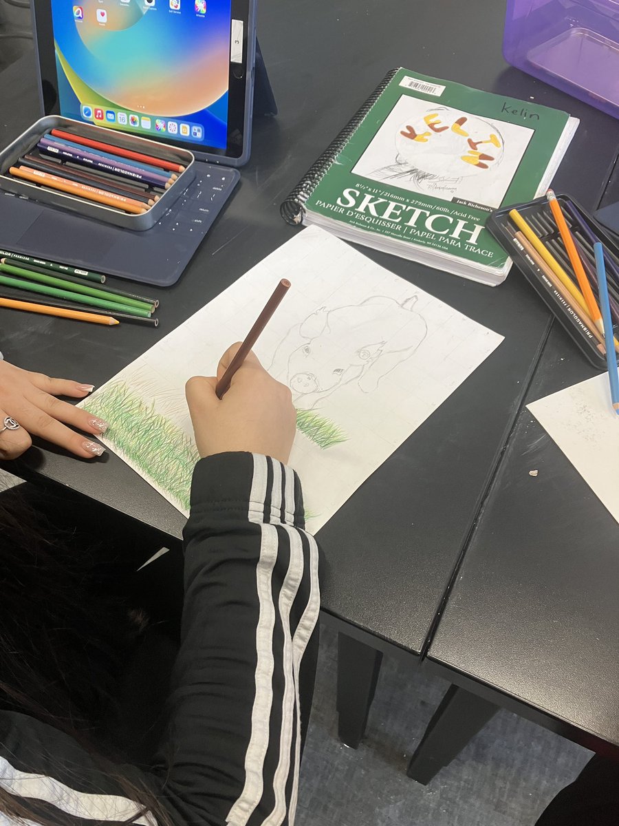 Ms.Zarea tweet media