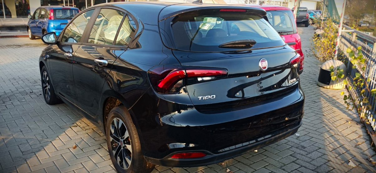 marcopapa89's tweet photo. #𝗙𝗜𝗔𝗧 #𝗧𝗜𝗣𝗢
#Motore 1.5 #Hybrid da 130 #cavalli
#Cambio #automatico
#Disponibile anche in #versione #Station #Wagon e #Berlina con #motore 1.6 #diesel #multijet da 130 #cavalli
#autoingros #marcopapa #marc89papa #marcopapa89 #torino #turin #italia #italy #facebook #market https://t.co/IUuK5Ibi6R