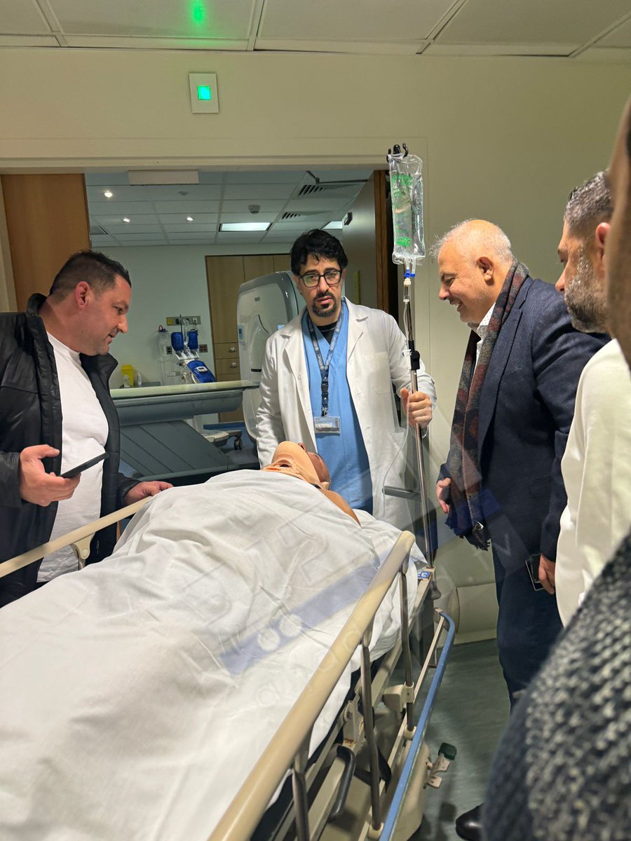 🔴 مراسلة #الجديد: العسكري المصاب في الدهس بوسط بيروت يتلقى العلاج في مستشفى الجامعة الأميركية 
<a href="/rouba_fren/">Rouba Frenn</a>