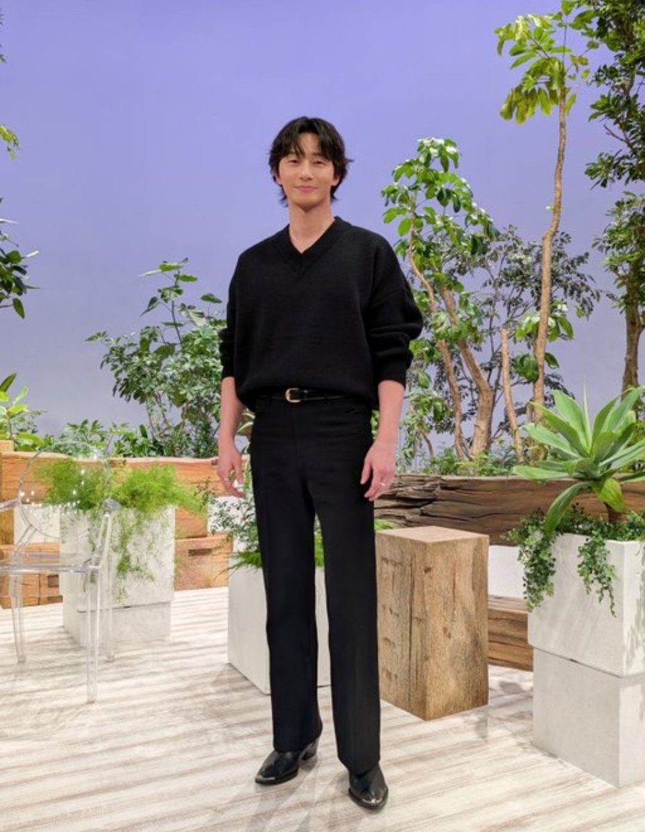 初めての長期休暇で日本へ来てくれたのはすごぉーく嬉しいなぁ😂
テテちゃんや推し達が心身共に休みたい時に日本へ来てくれたら嬉しい…
そして元気になってくれたら本当に本当に嬉しい💕

ソジュンさんもウシクさんも日本のドラマに出たいってぇ…お願いしまーす😂

#パク・ソジュン
#ANOTHERSKY