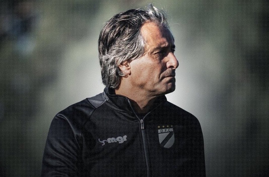 "Hay que buscar calidad no traer por traer, cualquiera es ponedor si coje gordas"

🎙️- Alejandro Apud sobre el mercado de pases en <a href="/Sport890/">Sport 890</a>