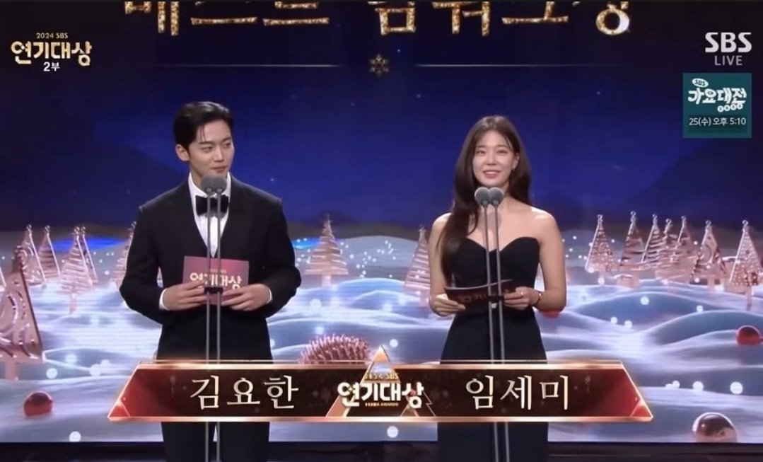 오램만에 내사랑♡♡♡
너무 잘생겼쪄잉♡♡♡
사랑해 징짜