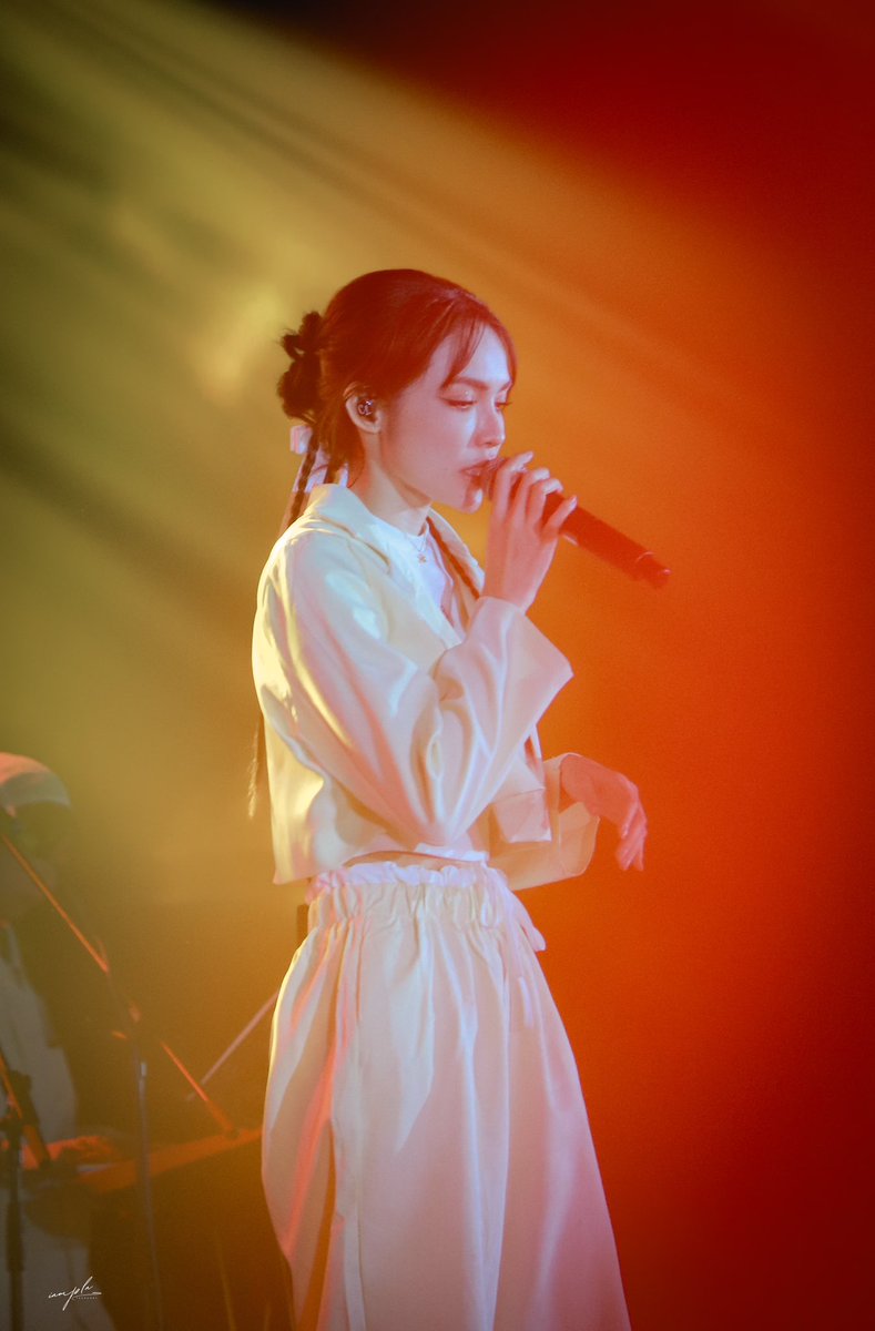 iampla_p's tweet image. สีสดมากคุณน้าาา

YELLOW TEAM ENGLOT   
#GRANDSportDay2024 
#ชาล็อตออสติน #CharlotteAustin