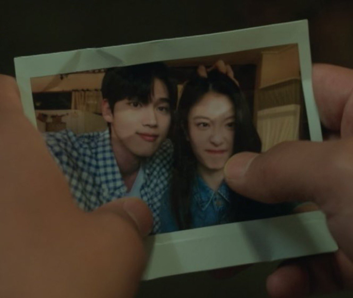 진짜 어린투지원 이렇게 보내기엔 너무 아깝다구요 🫠
걍 둘이 얼굴만 붙여놔도 그게 청춘임