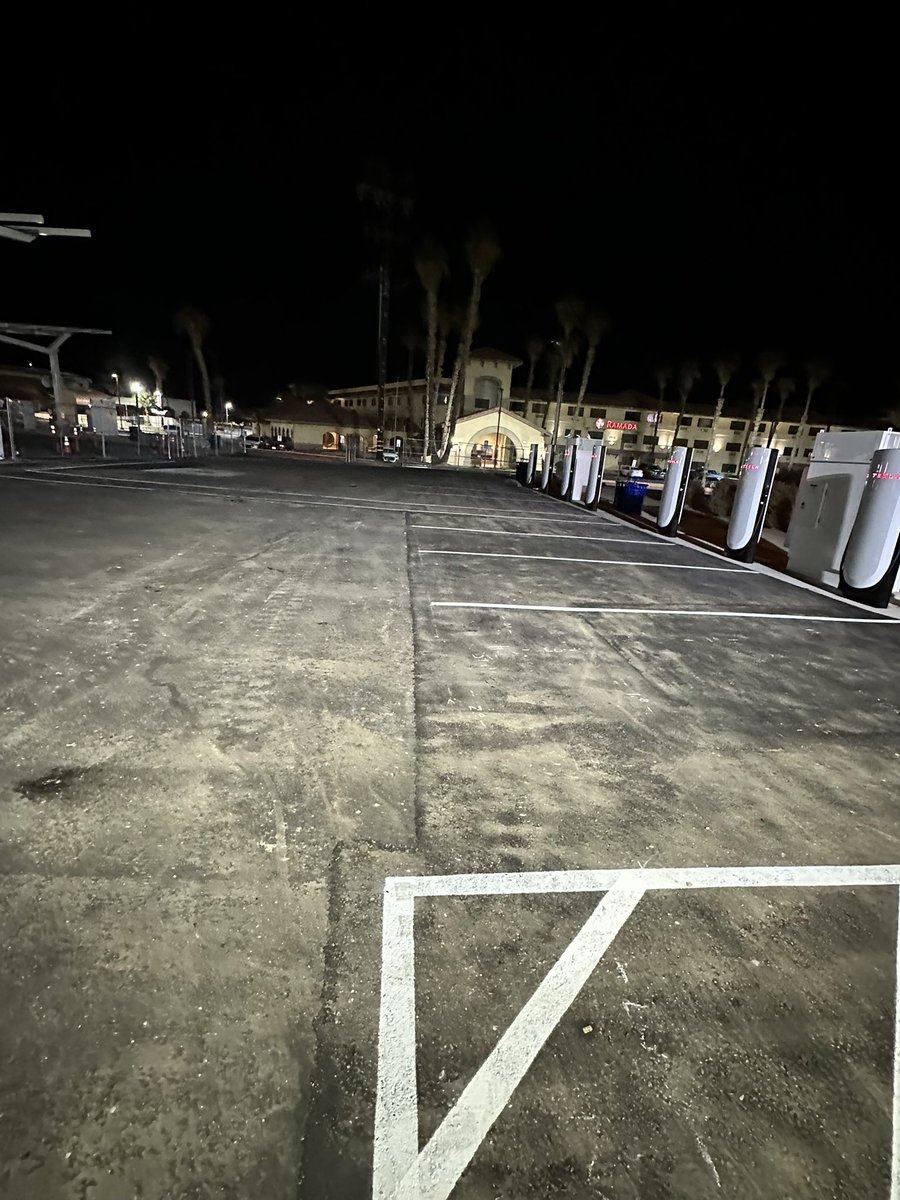 ChooSparky's tweet photo. @TeslaCharging Looks good!!! https://t.co/Yim1ziRK7z