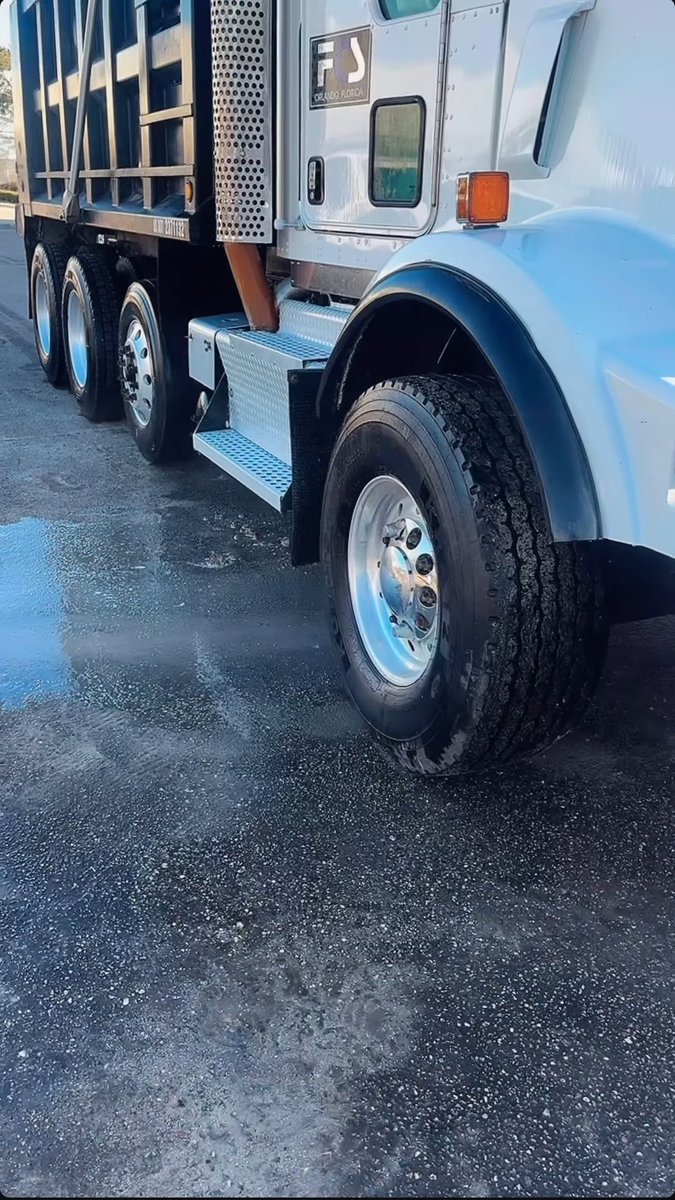 FlavorsSubie's tweet image. @Lavish_Auto_Spa on Instagram #HolidaySpecials #StillAvailable #CheckEmOut