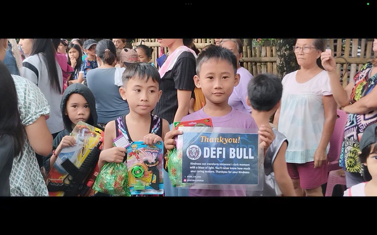 Dianah143's tweet photo. DAY ONE !!
"There is no exercise better for the heart than reaching down and lifting people up." - John Holmes

We are grateful and thankful to our Sponsors !!! 

#Giftgiving📌
#DayOne 📌

Thank you🙏  @XRP_FLR_SGB 
#DefiBull #GivingBack #CommunitySupport #SeasonOfGiving #Joy #Happiness #MakingADifference #SpreadTheLove
#FlareNetwork #Flare #SongbirdNetwork #cryptocurrency #DeFi  #SGB #nftcommunity #Xrpcommunity
