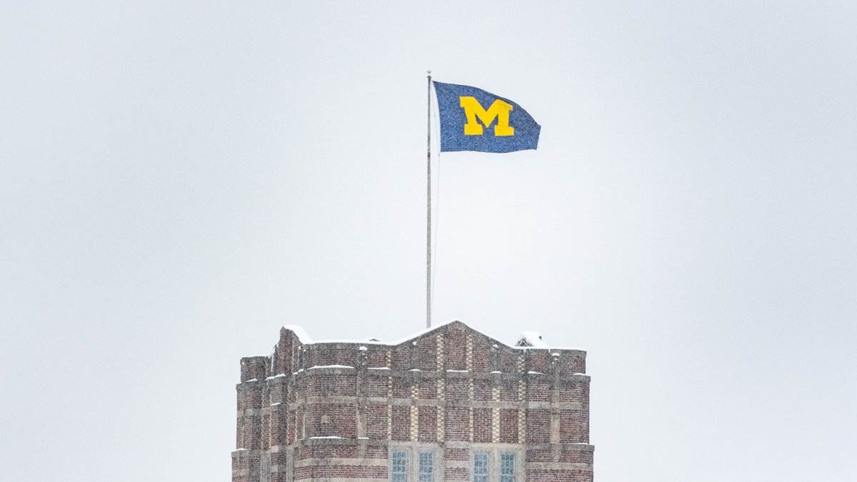 michiganalumni's tweet photo. It's officially winter. ❄️ https://t.co/Qc1xrtnQl5