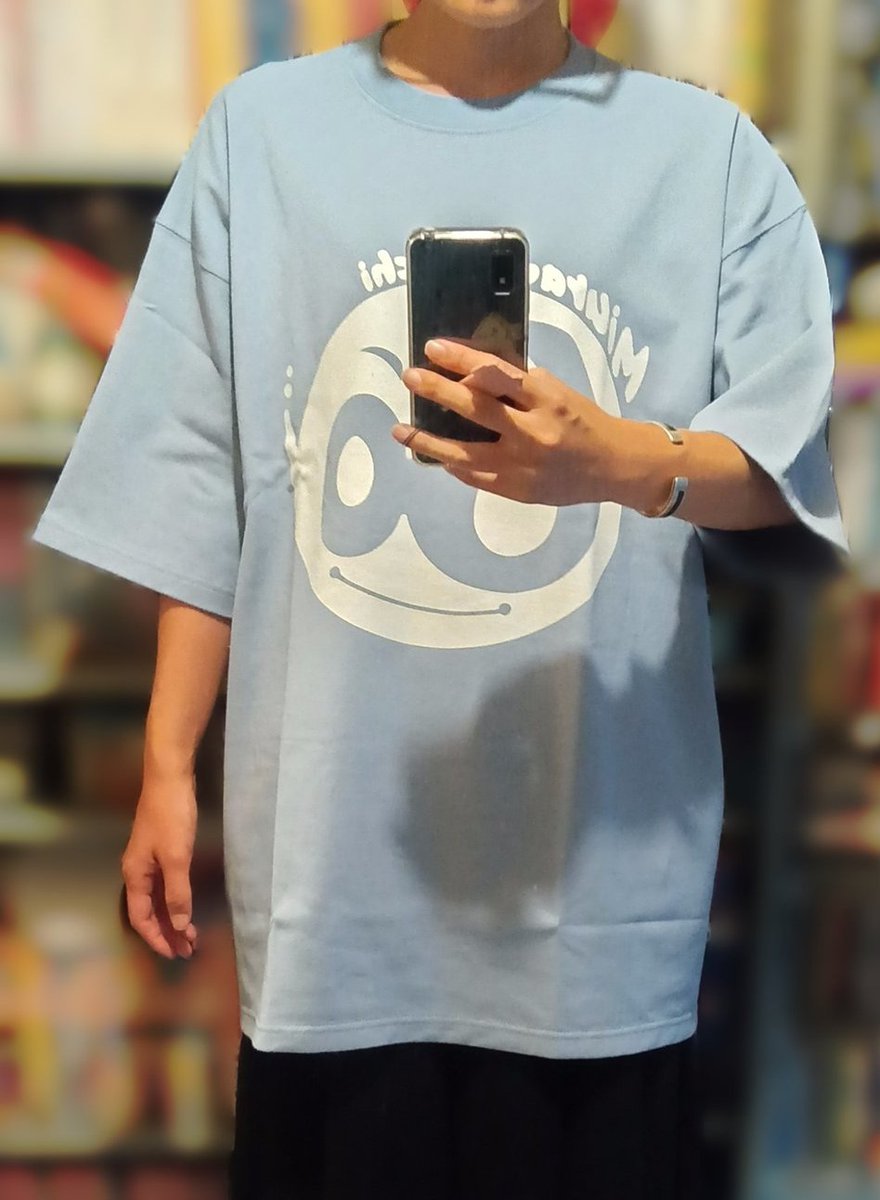 digitalian1127's tweet photo. ところで還暦Tシャツのビフォーアフターを見てくれ。 https://t.co/8qhNu8cWlH