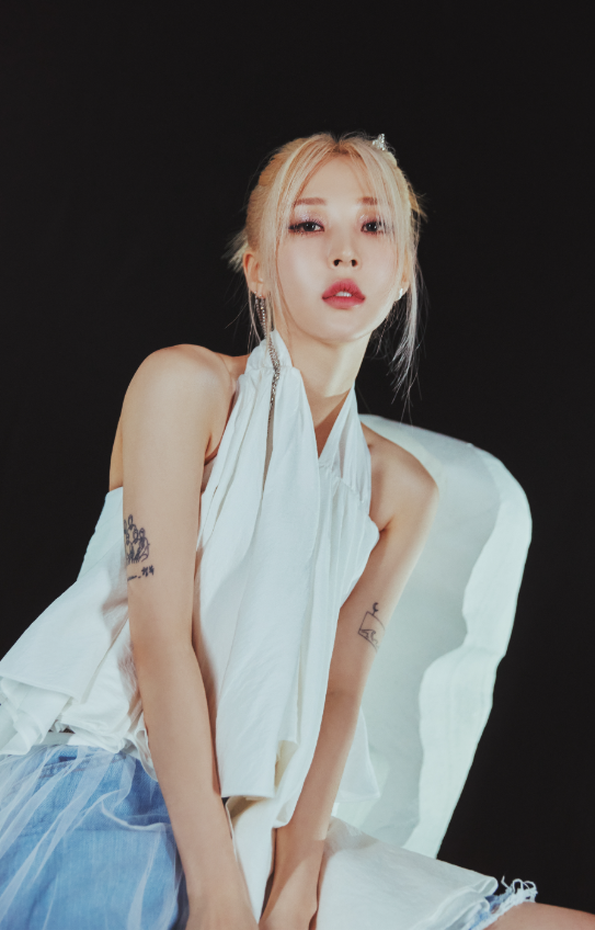 kchartsmaster's tweet photo. Happy 32nd birthday to Moon Byul of MAMAMOO! https://t.co/50fdvFVYWh