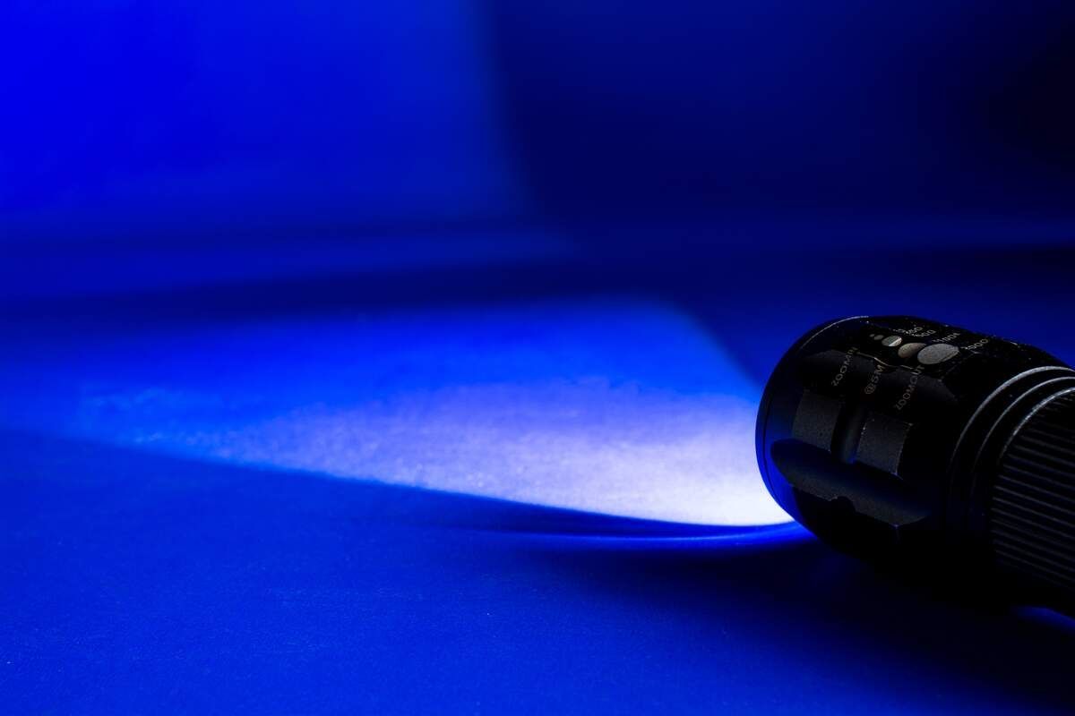 kc5fm's tweet photo. It's National Flashlight Day! https://t.co/uT3feKXeXg #FlashlightDay https://t.co/cxDPxIkfhs