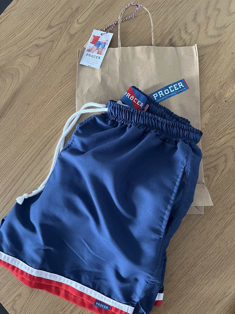 volpe_gonza's tweet photo. Short Bolso versión playa? Tengo 🇳🇱⛱️ https://t.co/nmcVx43bhi