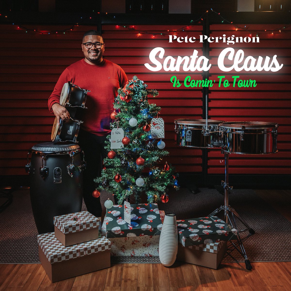 Ya puedes escuchar “Santa Claus Is Comin’ To Town” en tu plataforma digital favorita. Añádelo a tu playlist navideño. 🎅🏾🎄🎶✨
