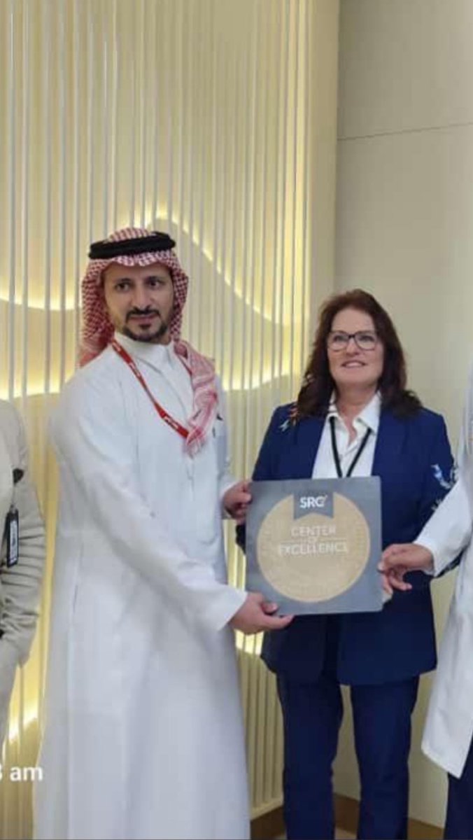 تم حصولي ولله الحمد على شهادة التميز في الأداء الجراحي من اللجنة الدولية للاعتماد والتميز الأمريكية