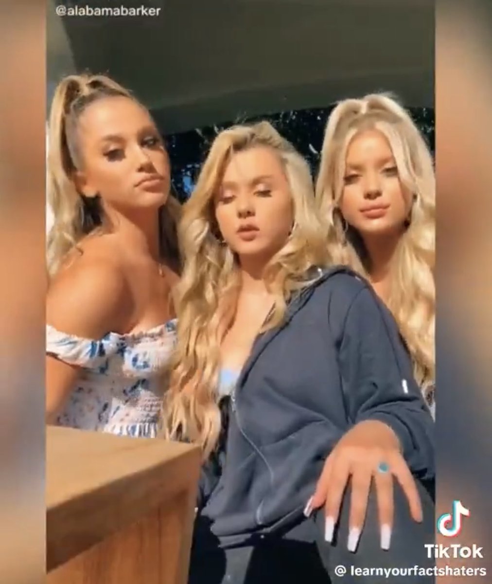 Ms_Britany's tweet image. the friend group change has me screaming 😭