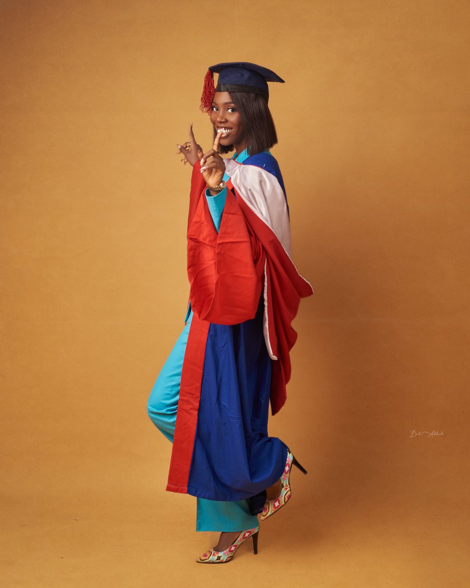 softgirl_elmar's tweet photo. Last weekend, I officially became an https://t.co/EBieyRiKhL. Holder.

Reintroducing, Marian Elohor Okolosi
https://t.co/H0pgKovMtP , https://t.co/EBieyRiKhL. Architecture ( Ife) 

God’s grace and strength carried me through !

#mastersgraduate 
#oau48thconvocation 
#oau https://t.co/aprl8M0exj