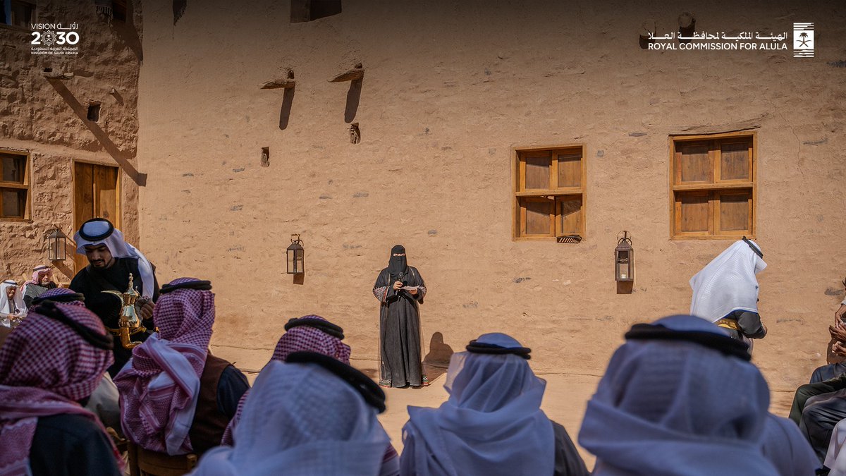 RCU_SA's tweet photo. الطنطورة ليست مجرد معلماً موسمياً فقط، بل هي شهادة على المعرفة الفلكية المتقدمة التي امتلكها سكان العلا. بتوافقها الدقيق مع الانقلاب الشتوي، شكلت الطنطورة أداة توجيه للأجيال في الممارسات الزراعية وتوزيع المياه بين البساتين، مما يعكس انسجامًا فريدًا بين العلم والتقاليد. وفي إطار التكامل بين أهالي وسكان المملكة في #العلا و@RCU_SA، يتم الحفاظ على هذا التراث الثقافي ليبقى إرثًا للأجيال القادمة.