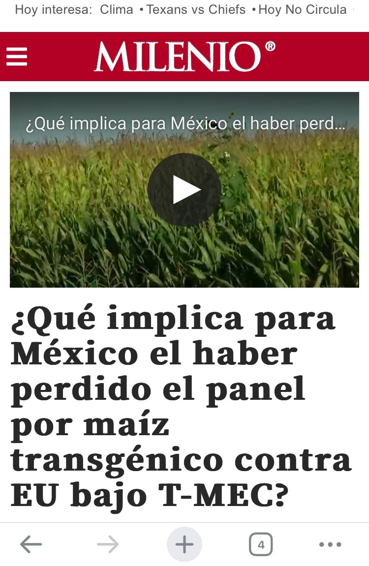 Mujer que toma café tweet media