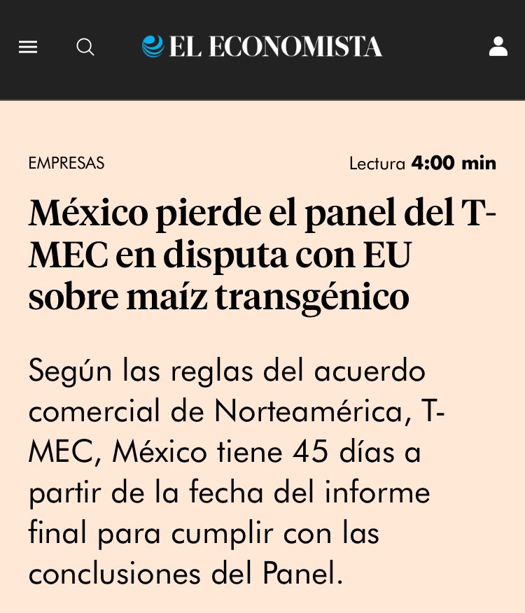 Mujer que toma café tweet media