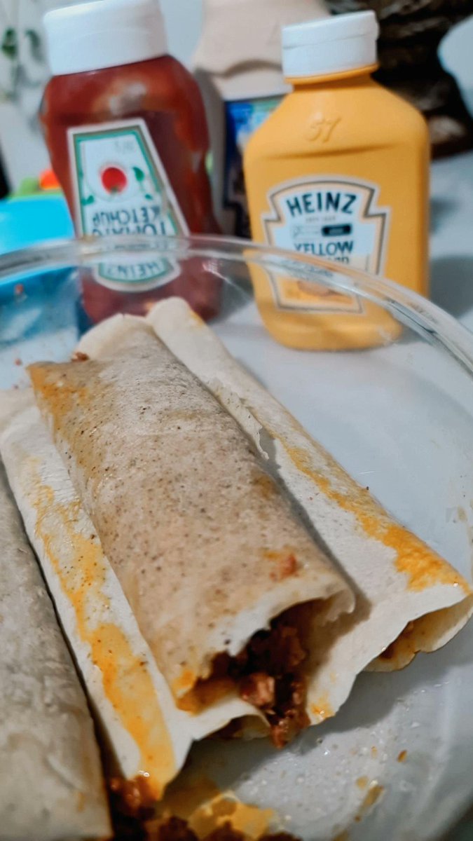 diegoraniel's tweet image. Crepioca #heinz