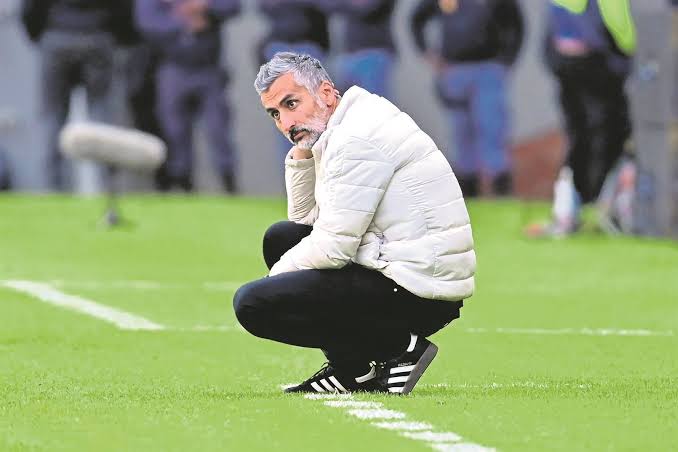 KobeTervin's tweet photo. #CarlingCup so he needed kaizer chiefs players to beat @Magesi_FC  😭😭 https://t.co/4ATTGYNmBS